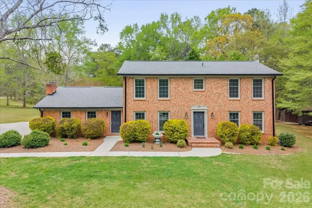 207 Williamsburg Lane Wadesboro NC 28170