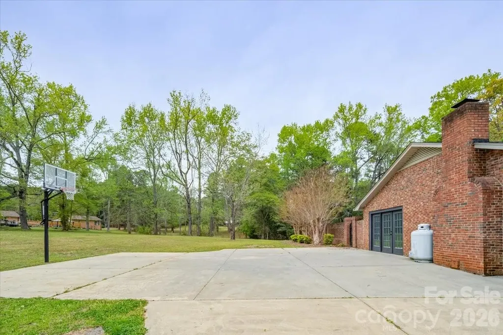 207 Williamsburg Lane Wadesboro NC 28170