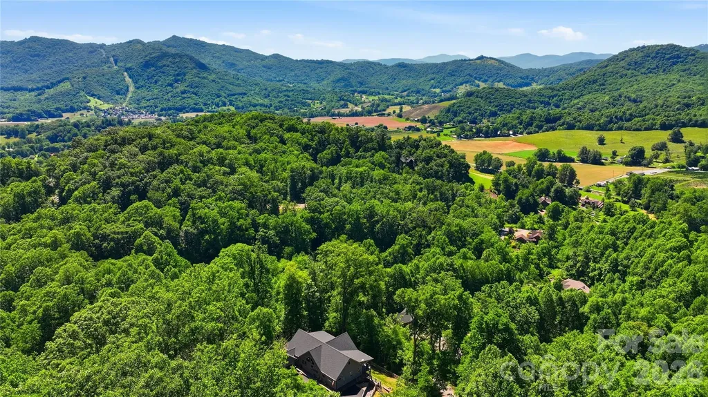 282 Tamarack Trail Waynesville NC 28785
