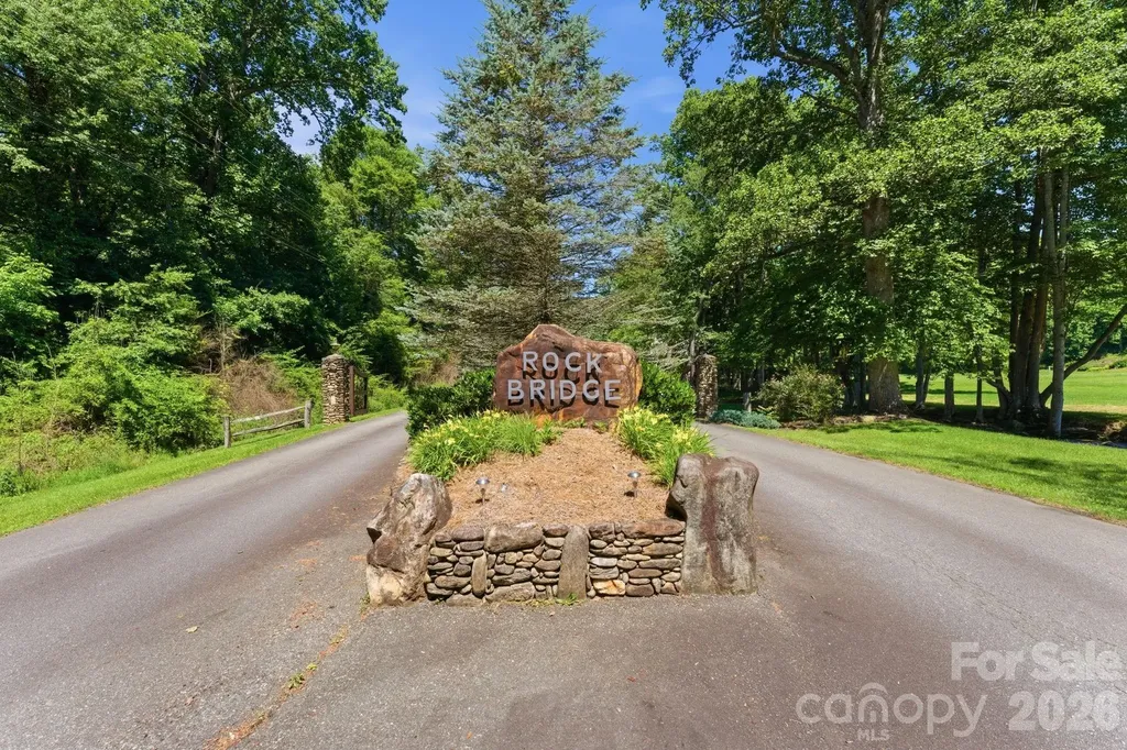 282 Tamarack Trail Waynesville NC 28785