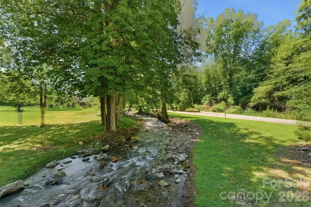 282 Tamarack Trail Waynesville NC 28785