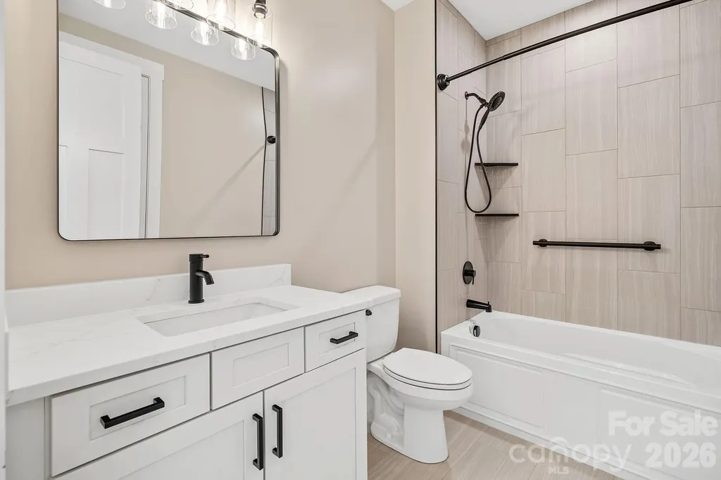 8 Heartleaf Circle Arden NC 28704