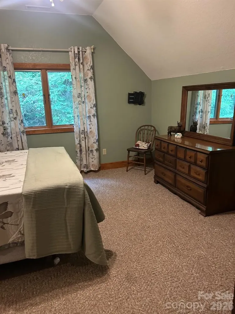 75 Mypie Drive Sylva NC 28779