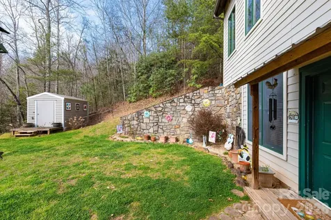75 Mypie Drive Sylva NC 28779