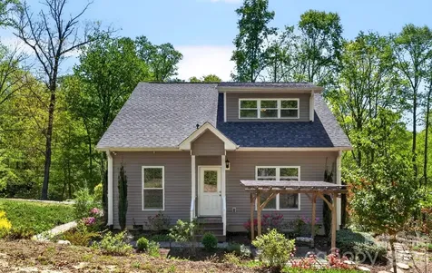 38 Pine Hill Road Fairview NC 28730