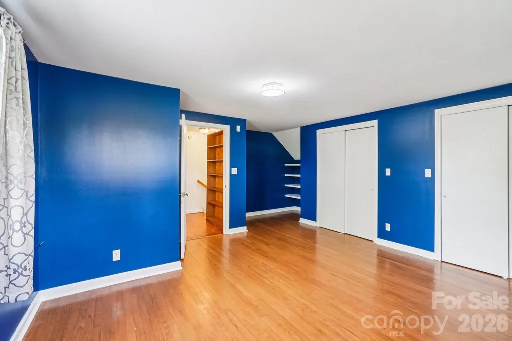 710 Heatherwood Drive Hendersonville NC 28792