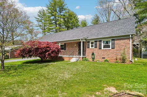 710 Heatherwood Drive Hendersonville NC 28792