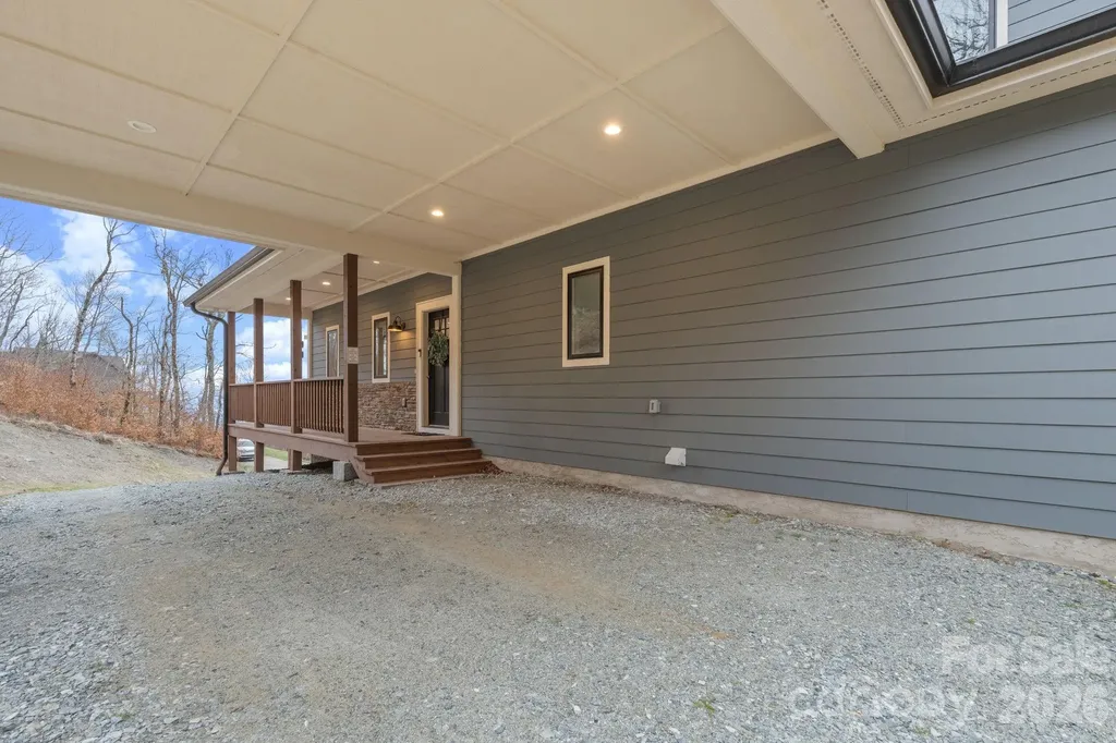 94 Silver Fox Ridge Beech Mountain NC 28604