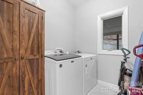 94 Silver Fox Ridge Beech Mountain NC 28604