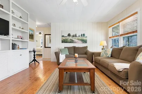 218 Hickory Lane Lake Toxaway NC 28747