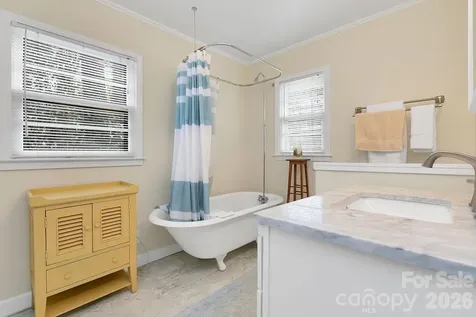 218 Hickory Lane Lake Toxaway NC 28747
