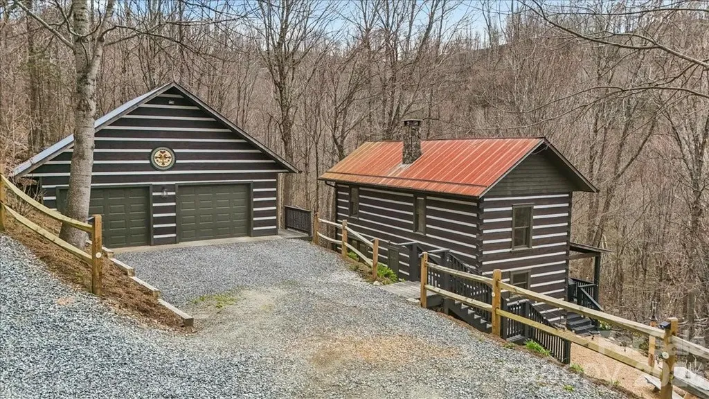 1444 Rich Mountain Road Zionville NC 28698