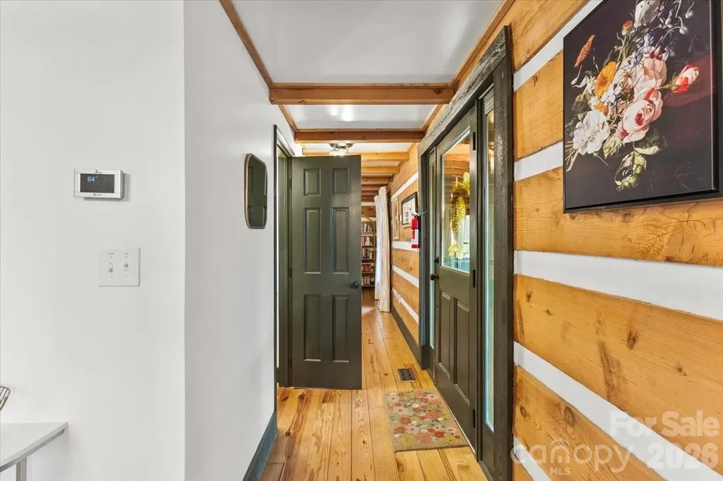 1444 Rich Mountain Road Zionville NC 28698
