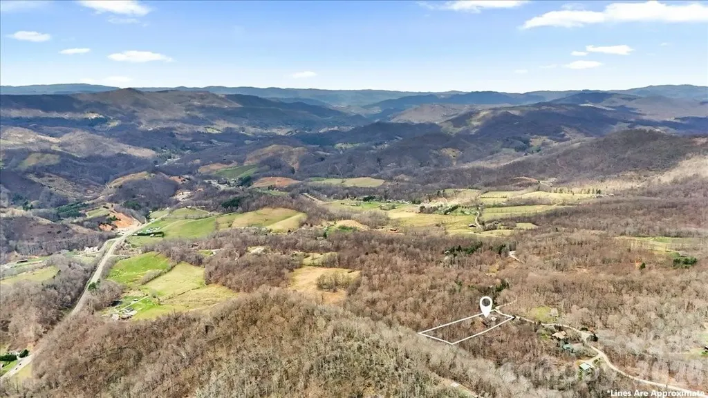 1444 Rich Mountain Road Zionville NC 28698