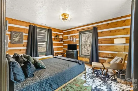 1444 Rich Mountain Road Zionville NC 28698