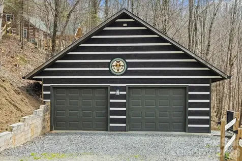 1444 Rich Mountain Road Zionville NC 28698