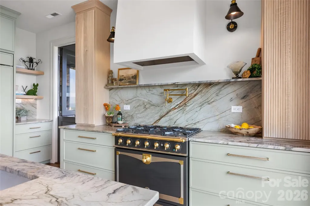 96 Moltz Court Lake Toxaway NC 28747