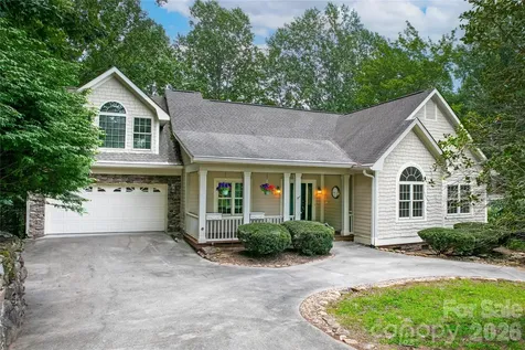 16 Uloque Court Brevard NC 28712