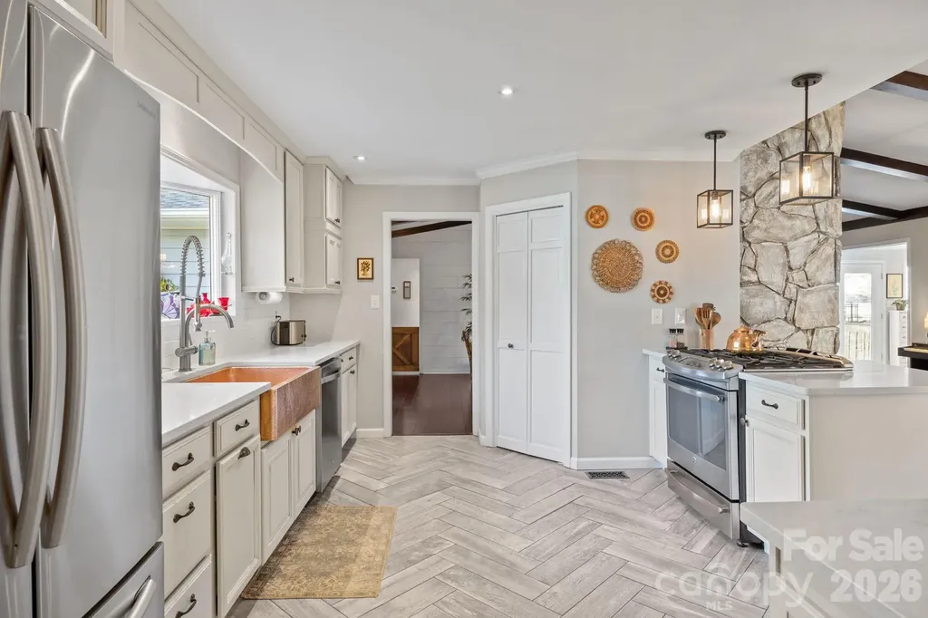 5218 Glenwood Street Sherrills Ford NC 28673
