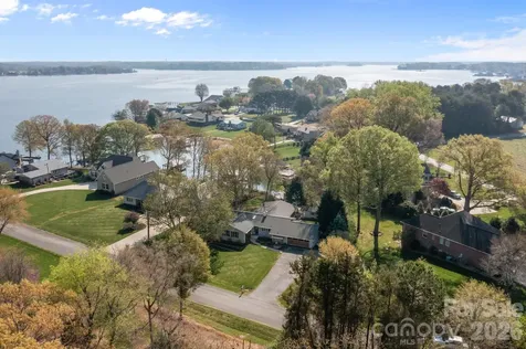 5218 Glenwood Street Sherrills Ford NC 28673
