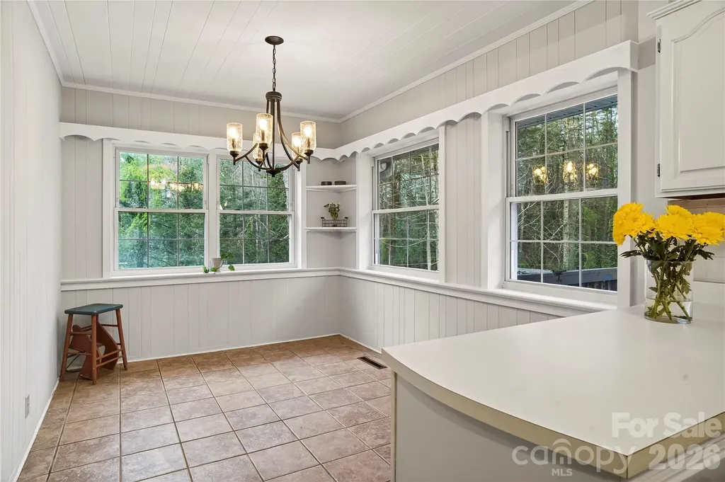 3002 Kanuga Road Hendersonville NC 28739