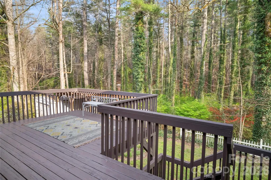 3002 Kanuga Road Hendersonville NC 28739