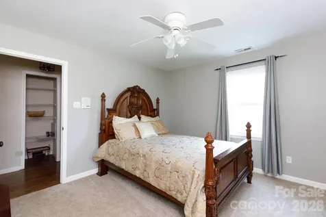 6677 Campbell Road York SC 29745