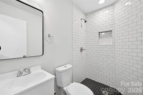 5143 Delivau Drive Charlotte NC 28215