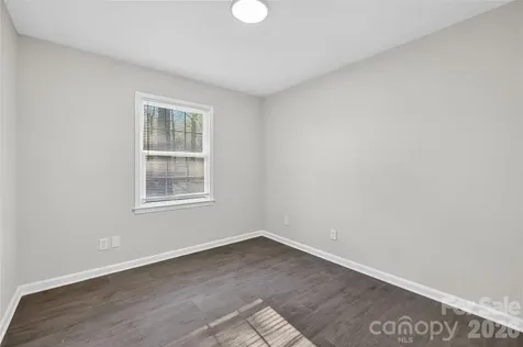 5143 Delivau Drive Charlotte NC 28215