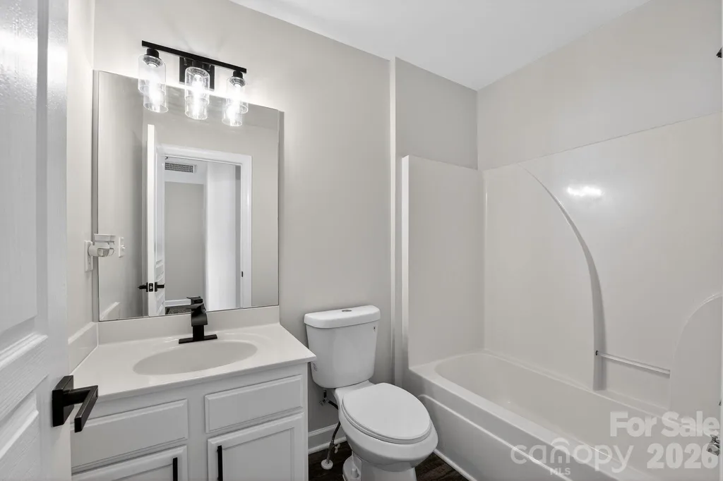 2838 Avalon Loop Road Charlotte NC 28269