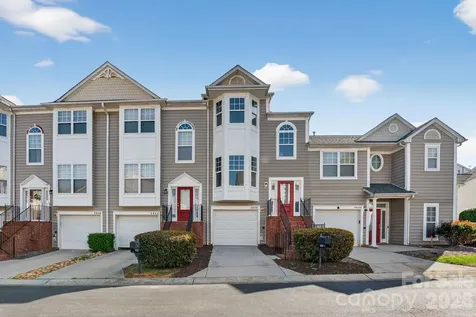2838 Avalon Loop Road Charlotte NC 28269