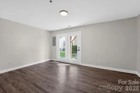 2838 Avalon Loop Road Charlotte NC 28269