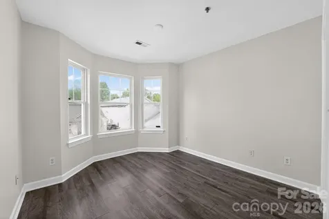 2838 Avalon Loop Road Charlotte NC 28269