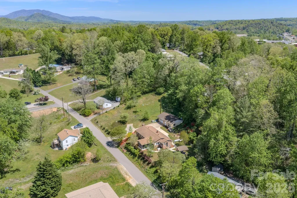 176 Sunny Street Marion NC 28752