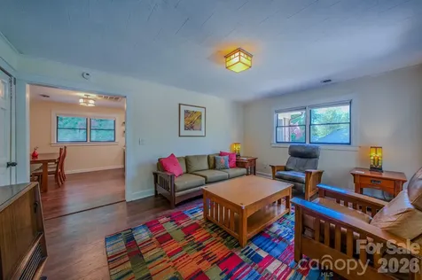 176 Sunny Street Marion NC 28752