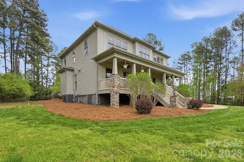 151 Yellow Jacket Circle Mooresville NC 28117