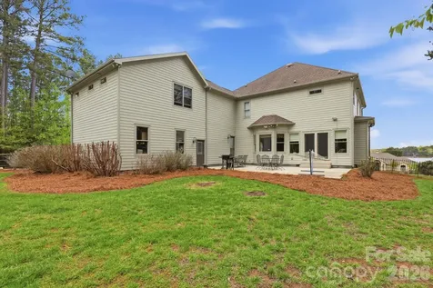 151 Yellow Jacket Circle Mooresville NC 28117