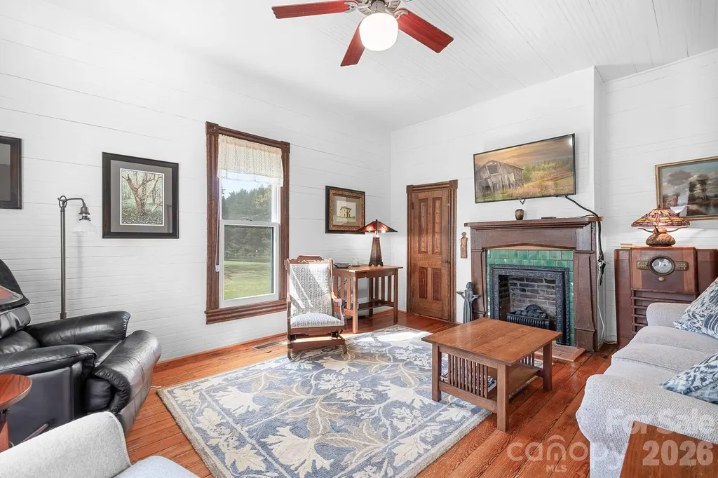 1315 Scotts Creek Road Statesville NC 28625