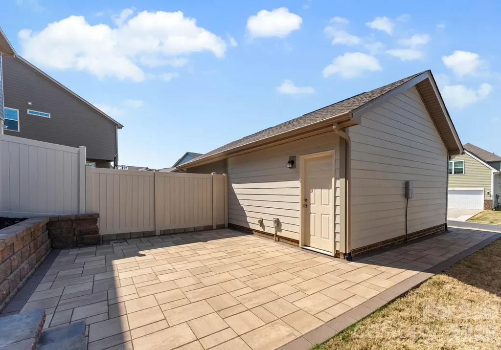 19722 Elise Caroline Alley Davidson NC 28036