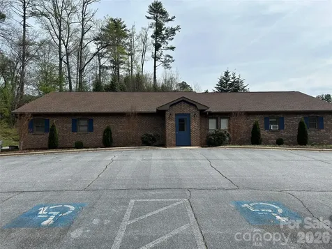 2920 Haywood Road Hendersonville NC 28791