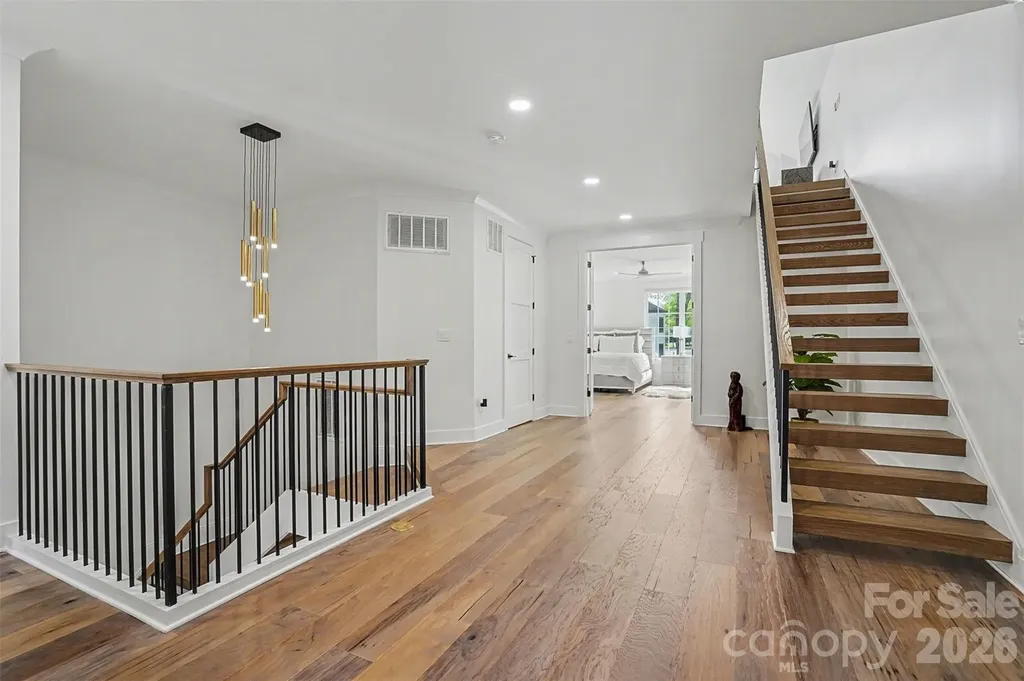 915 Laurel Creek Lane Charlotte NC 28211