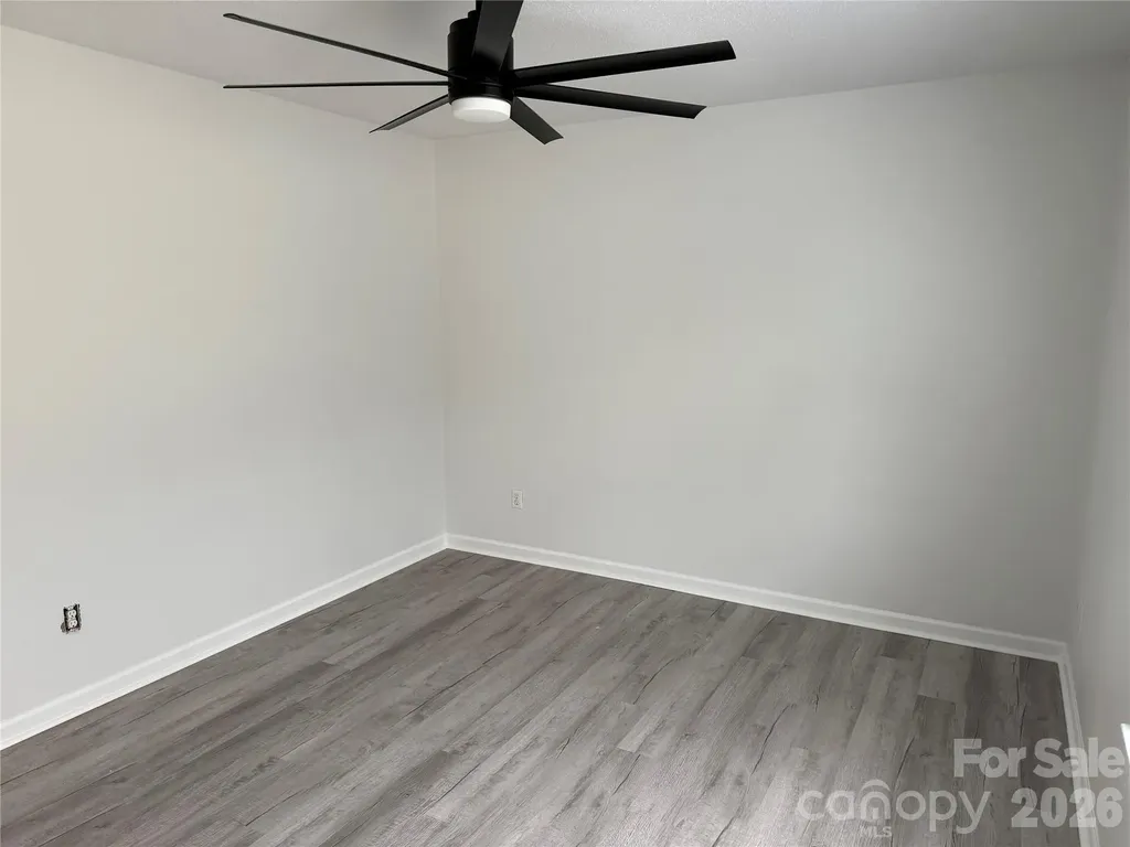 5411 E Nc 150 Highway Lincolnton NC 28092