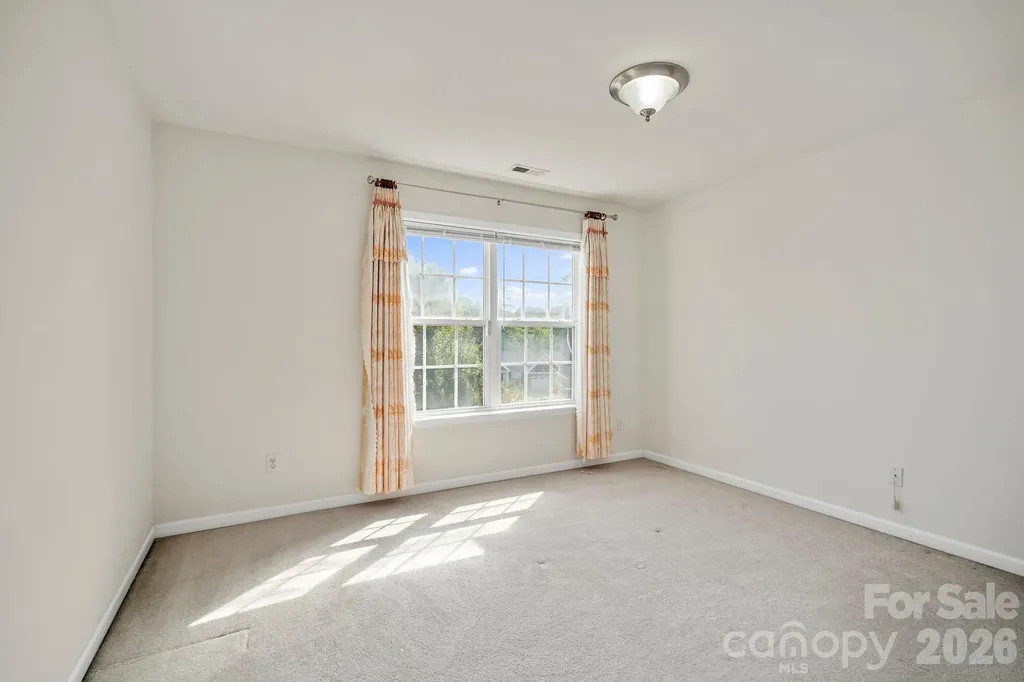 2 Breyerton Court Asheville NC 28804