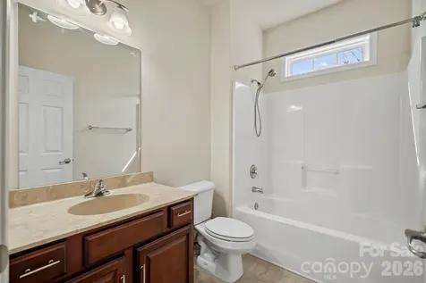 2 Breyerton Court Asheville NC 28804