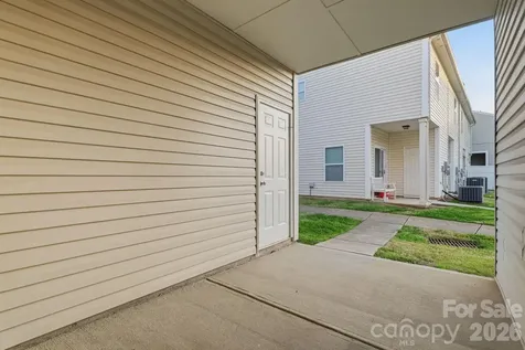 12755 Livengood Lane Charlotte NC 28269