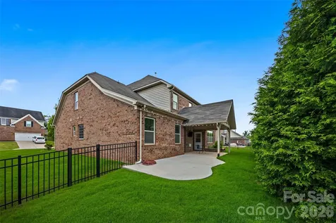 324 Kerrydale Court Clover SC 29710