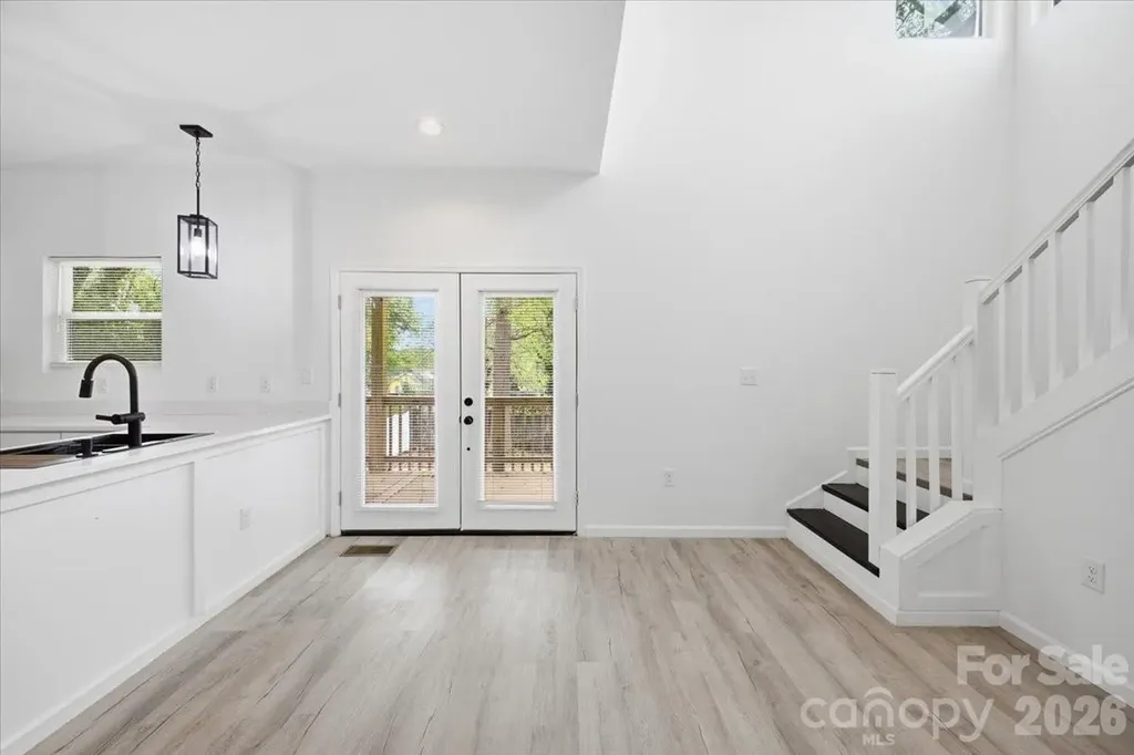 1413 Hateras Avenue Charlotte NC 28216