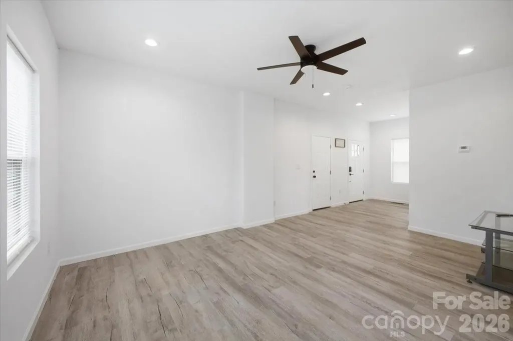 1413 Hateras Avenue Charlotte NC 28216