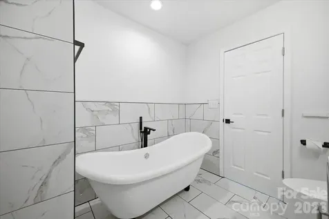 1413 Hateras Avenue Charlotte NC 28216