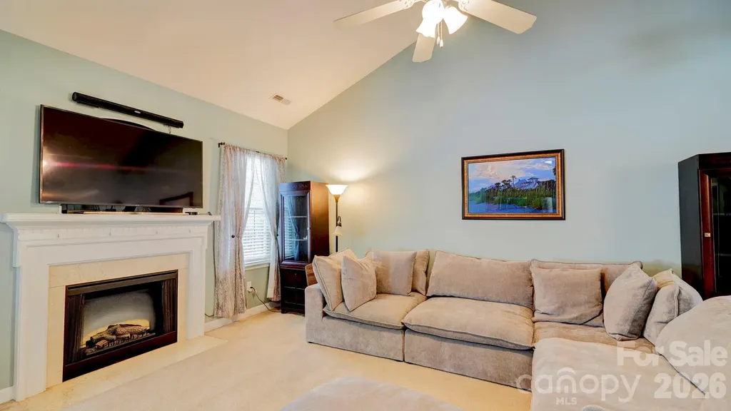8423 Meadowcreek Village Drive Locust NC 28097